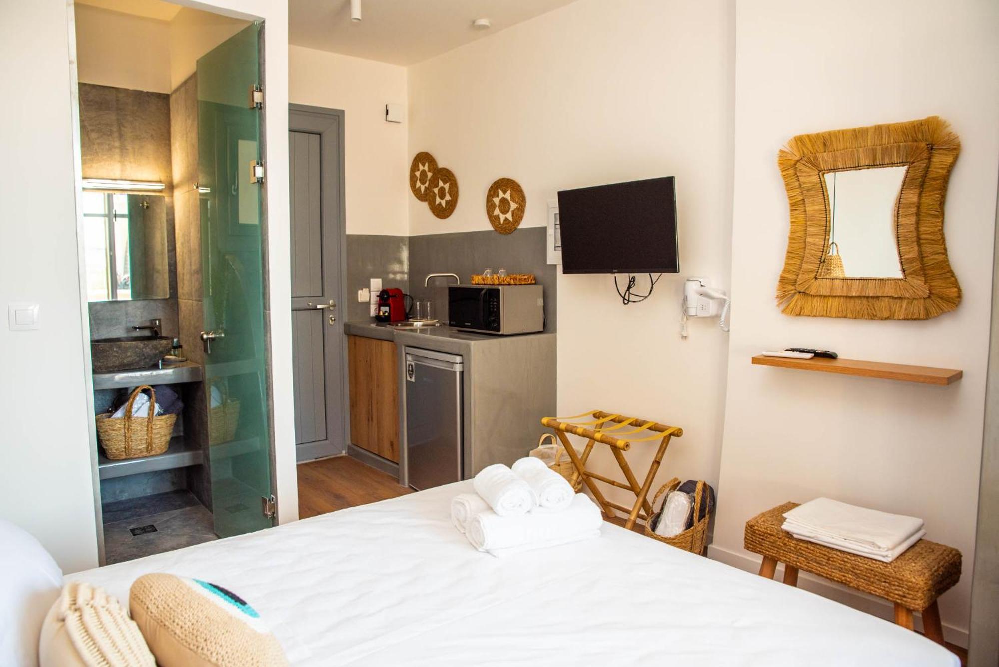 Aidani Luxurious Rooms Vothon Екстер'єр фото